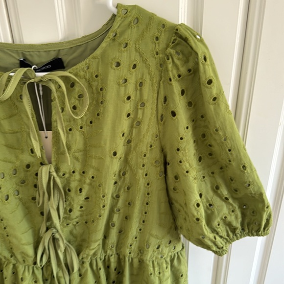 Dokotoo Mini Dress Olive Green Eyelet Lace Knee Length Short Puffy Sleeve Size S - Picture 9 of 14